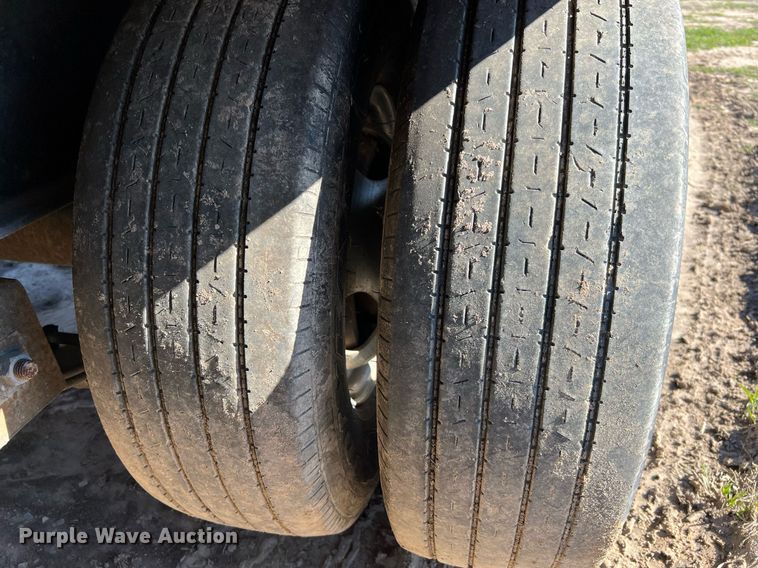 image for item DQ2325 2015 PJ  equipment trailer