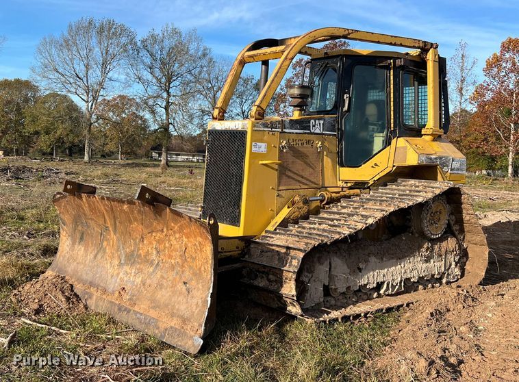 image for item DQ2332 1998 Caterpillar D5M LGP  dozer