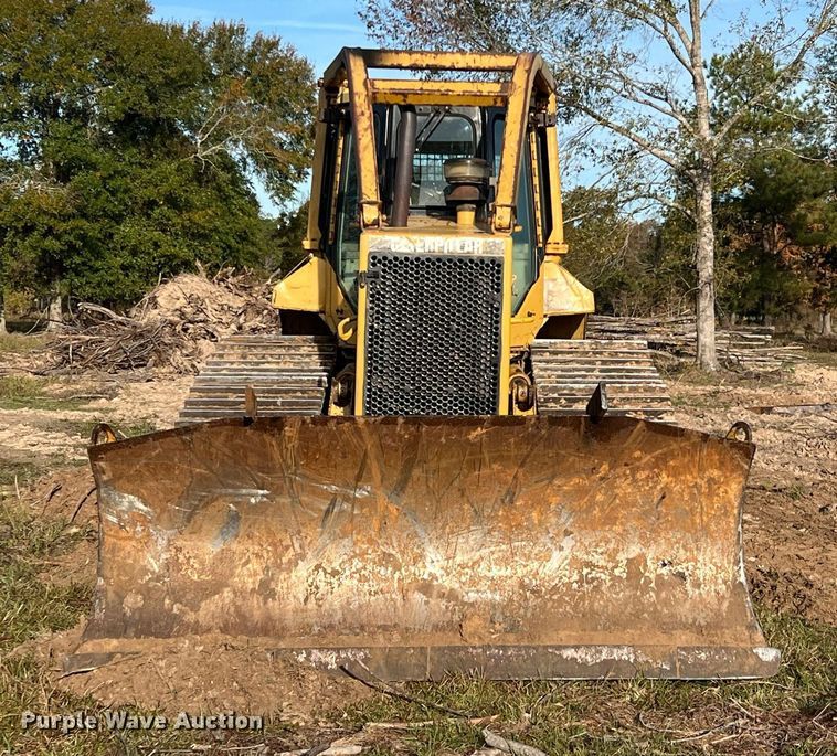 image for item DQ2332 1998 Caterpillar D5M LGP  dozer