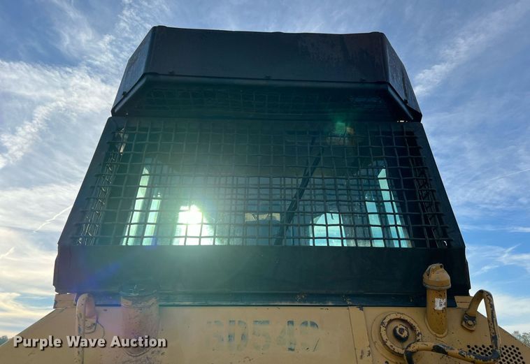 image for item DQ2332 1998 Caterpillar D5M LGP  dozer