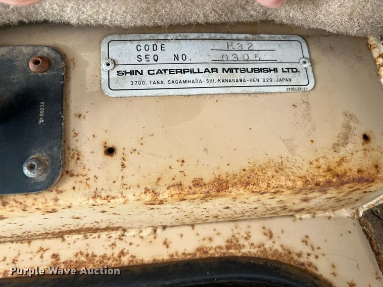 image for item DQ2332 1998 Caterpillar D5M LGP  dozer