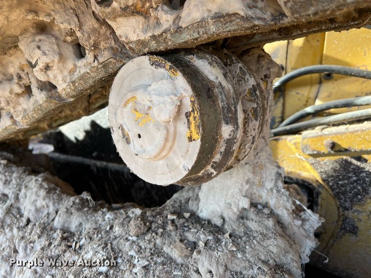 image for item DQ2332 1998 Caterpillar D5M LGP  dozer