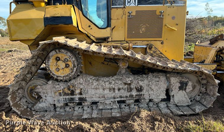 image for item DQ2332 1998 Caterpillar D5M LGP  dozer