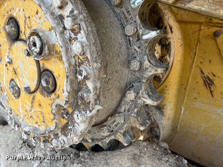 image for item DQ2332 1998 Caterpillar D5M LGP  dozer