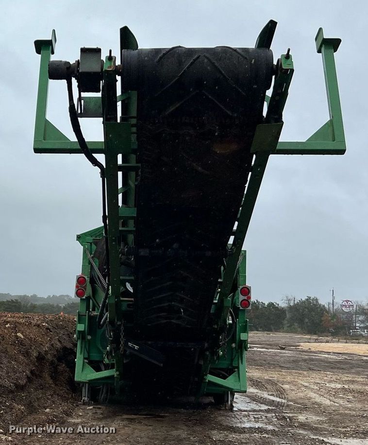 image for item DQ2337 2014 McCloskey 621RE  trommel screen