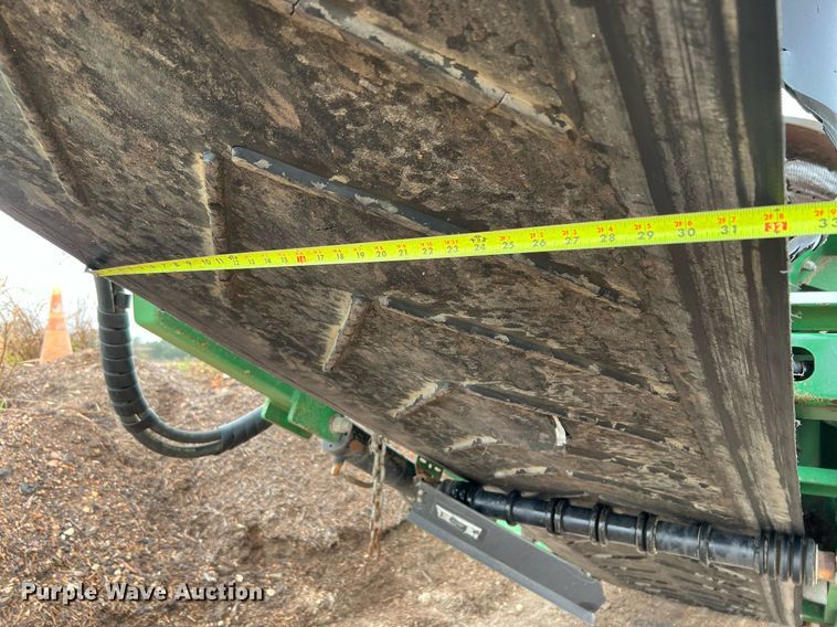 image for item DQ2337 2014 McCloskey 621RE  trommel screen