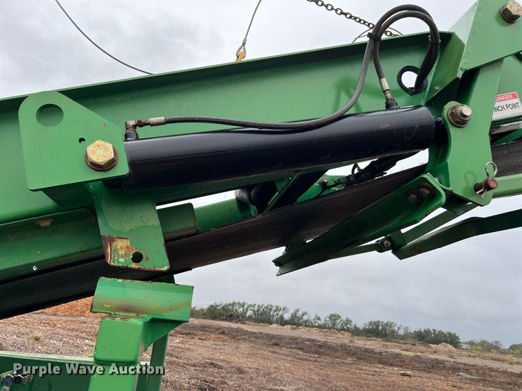 image for item DQ2337 2014 McCloskey 621RE  trommel screen