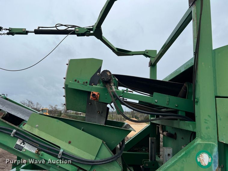 image for item DQ2337 2014 McCloskey 621RE  trommel screen