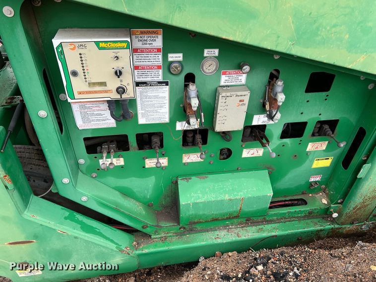 image for item DQ2337 2014 McCloskey 621RE  trommel screen