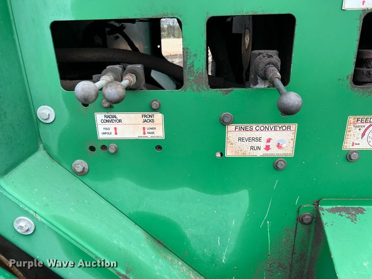 image for item DQ2337 2014 McCloskey 621RE  trommel screen