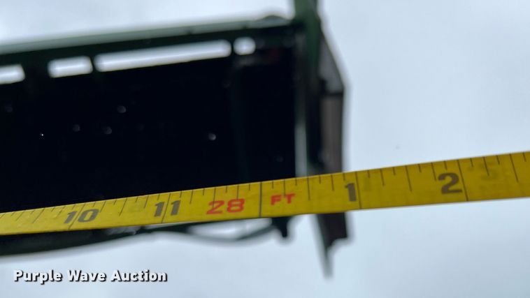 image for item DQ2337 2014 McCloskey 621RE  trommel screen