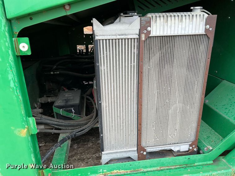 image for item DQ2337 2014 McCloskey 621RE  trommel screen