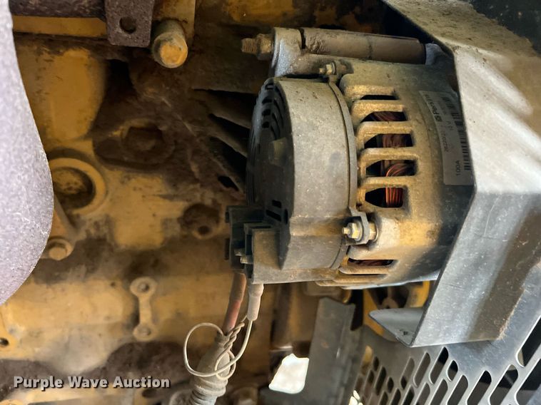 image for item DQ2337 2014 McCloskey 621RE  trommel screen