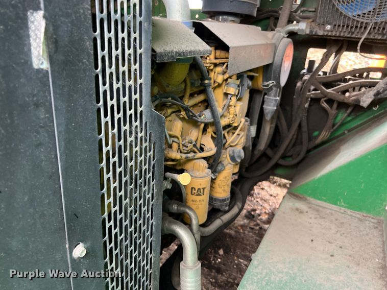 image for item DQ2337 2014 McCloskey 621RE  trommel screen