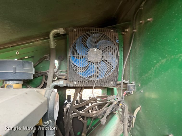 image for item DQ2337 2014 McCloskey 621RE  trommel screen