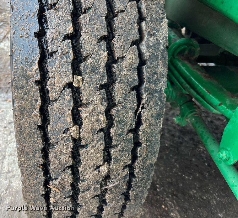 image for item DQ2337 2014 McCloskey 621RE  trommel screen