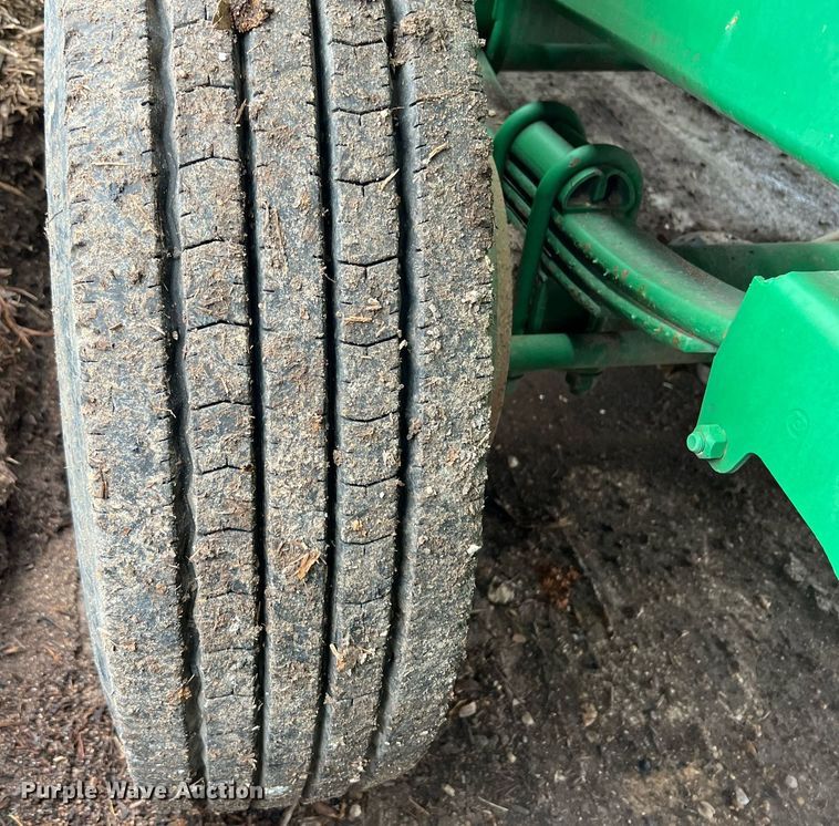 image for item DQ2337 2014 McCloskey 621RE  trommel screen