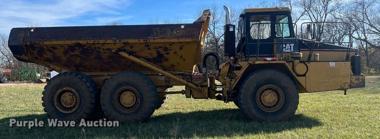image for item DQ6710 1997 Caterpillar D300E  haul truck