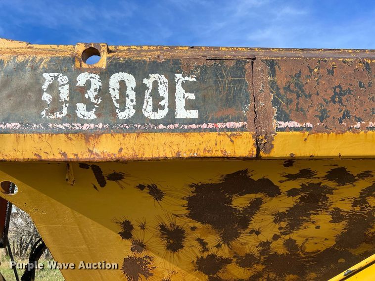 image for item DQ6710 1997 Caterpillar D300E  haul truck