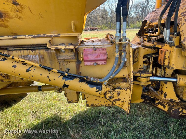 image for item DQ6710 1997 Caterpillar D300E  haul truck