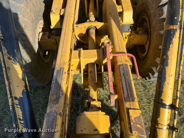 image for item DQ6710 1997 Caterpillar D300E  haul truck