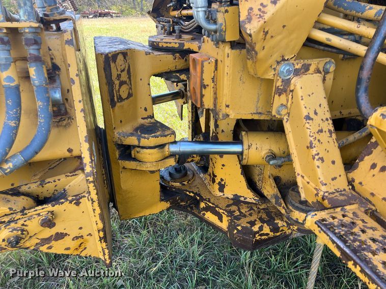 image for item DQ6710 1997 Caterpillar D300E  haul truck