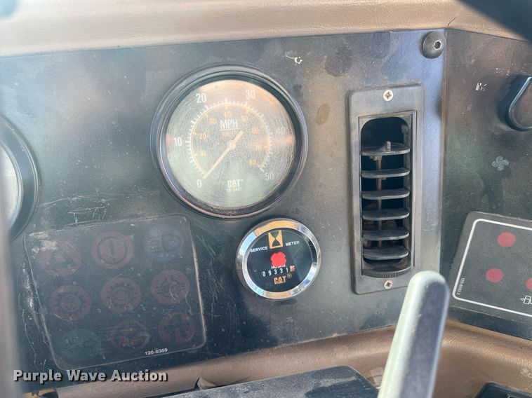 image for item DQ6710 1997 Caterpillar D300E  haul truck
