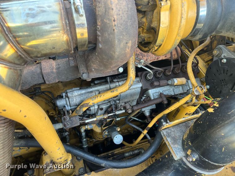 image for item DQ6710 1997 Caterpillar D300E  haul truck