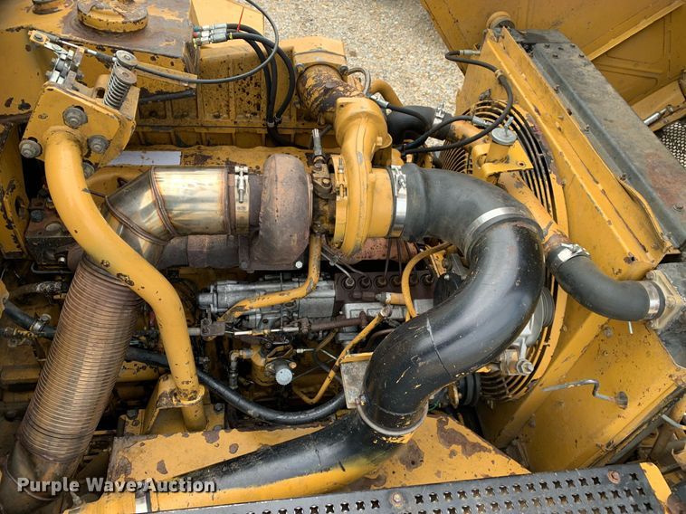 image for item DQ6710 1997 Caterpillar D300E  haul truck