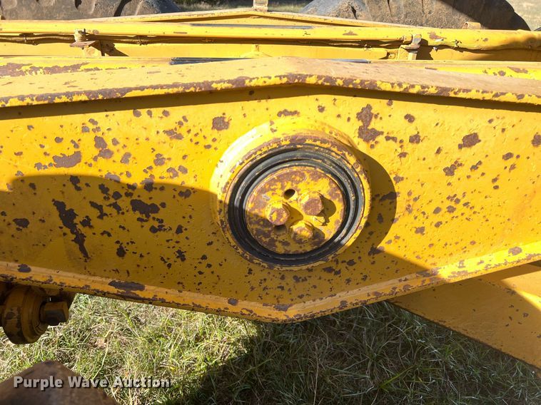 image for item DQ6710 1997 Caterpillar D300E  haul truck