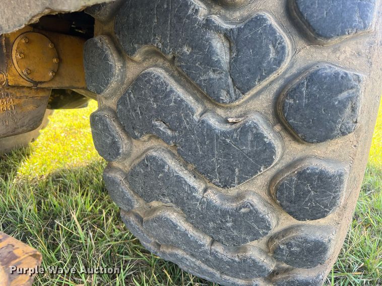 image for item DQ6710 1997 Caterpillar D300E  haul truck