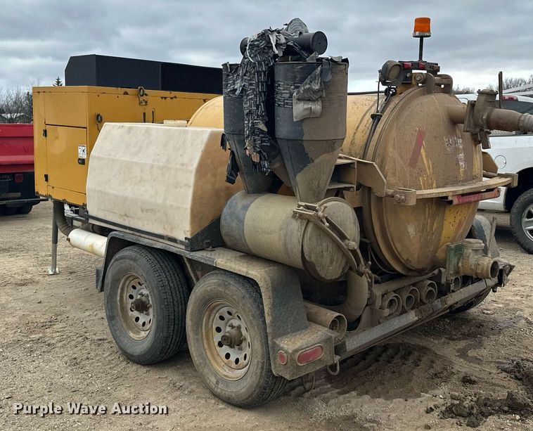 image for item DQ7403 2012 Vermeer V500LE-HD  vacuum excavator