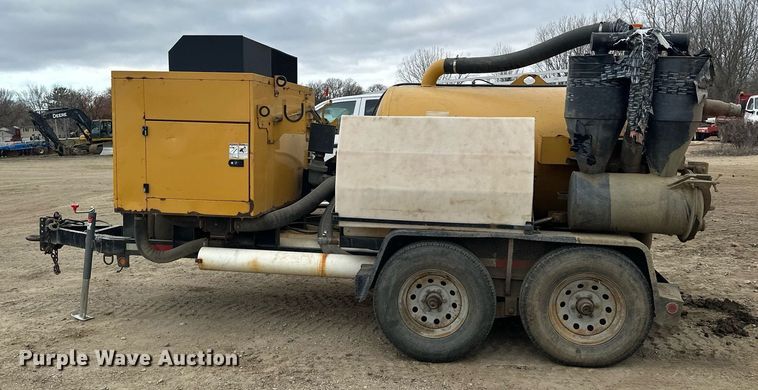 image for item DQ7403 2012 Vermeer V500LE-HD  vacuum excavator