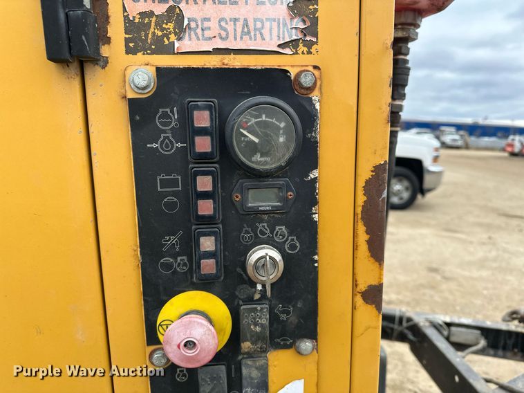 image for item DQ7403 2012 Vermeer V500LE-HD  vacuum excavator