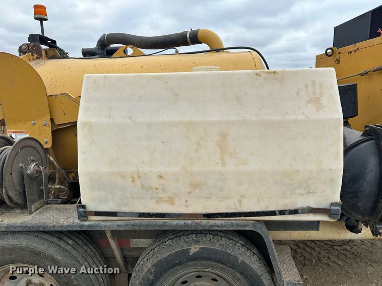 image for item DQ7403 2012 Vermeer V500LE-HD  vacuum excavator