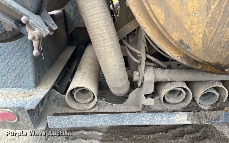 image for item DQ7403 2012 Vermeer V500LE-HD  vacuum excavator