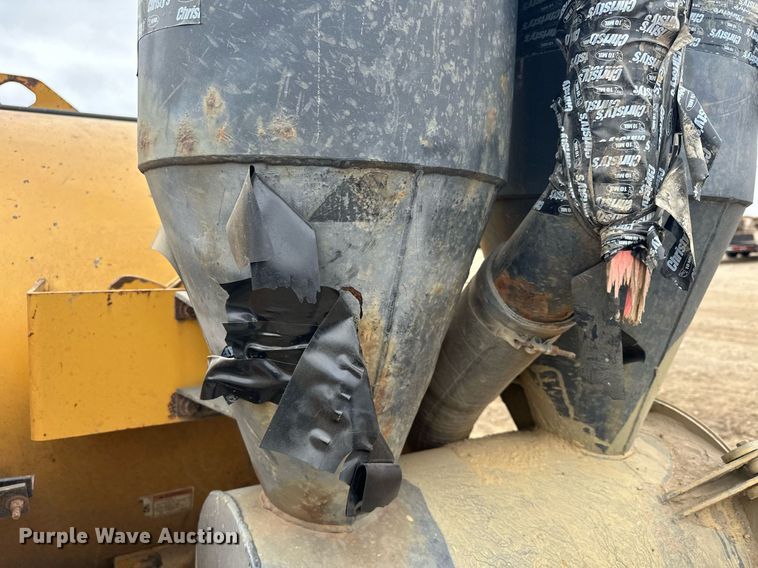 image for item DQ7403 2012 Vermeer V500LE-HD  vacuum excavator