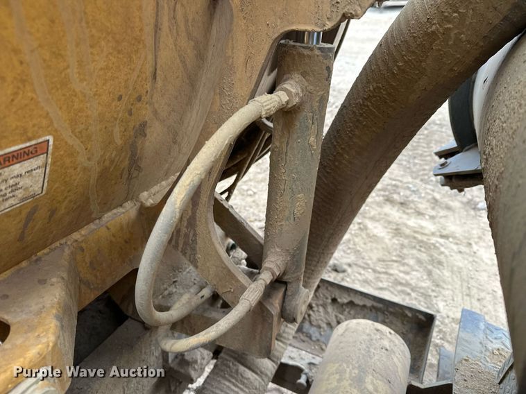 image for item DQ7403 2012 Vermeer V500LE-HD  vacuum excavator