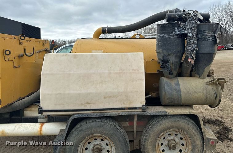 image for item DQ7403 2012 Vermeer V500LE-HD  vacuum excavator