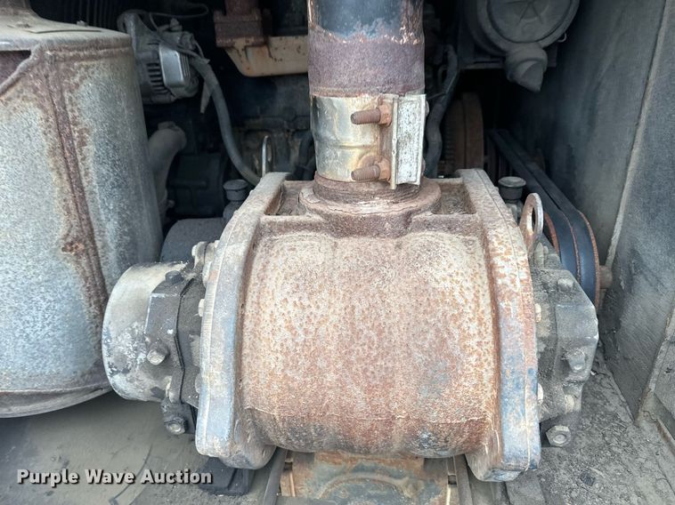 image for item DQ7403 2012 Vermeer V500LE-HD  vacuum excavator