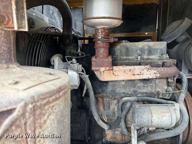 image for item DQ7403 2012 Vermeer V500LE-HD  vacuum excavator