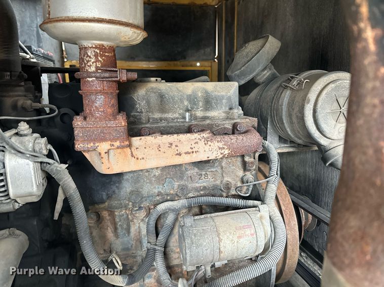 image for item DQ7403 2012 Vermeer V500LE-HD  vacuum excavator