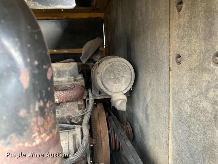 image for item DQ7403 2012 Vermeer V500LE-HD  vacuum excavator