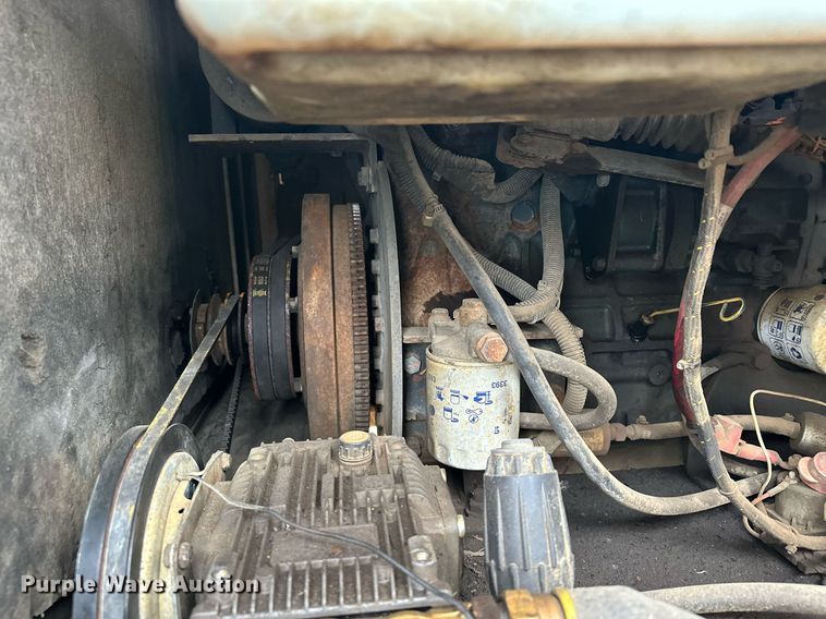 image for item DQ7403 2012 Vermeer V500LE-HD  vacuum excavator