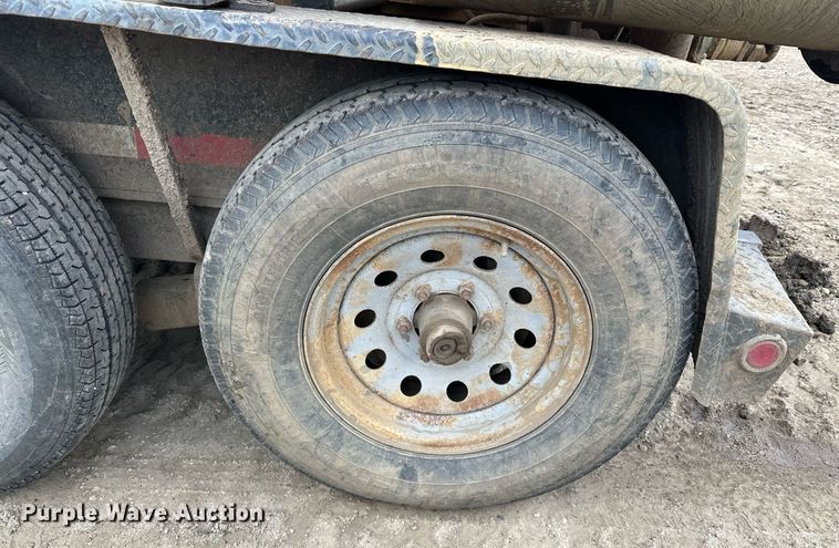 image for item DQ7403 2012 Vermeer V500LE-HD  vacuum excavator