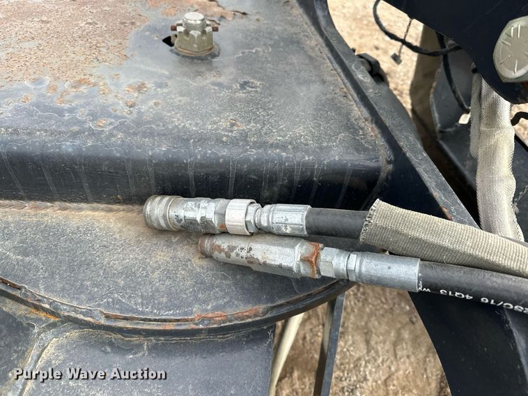 image for item DQ7404 2012 Bobcat Grader 96  skid steer grader