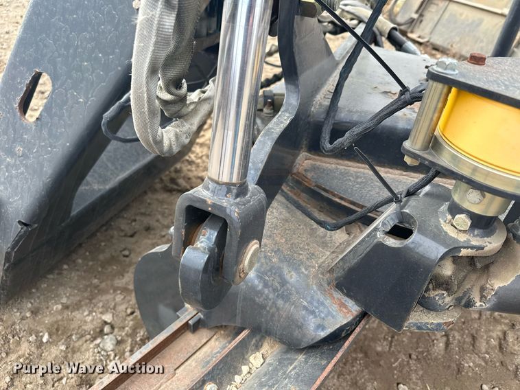 image for item DQ7404 2012 Bobcat Grader 96  skid steer grader