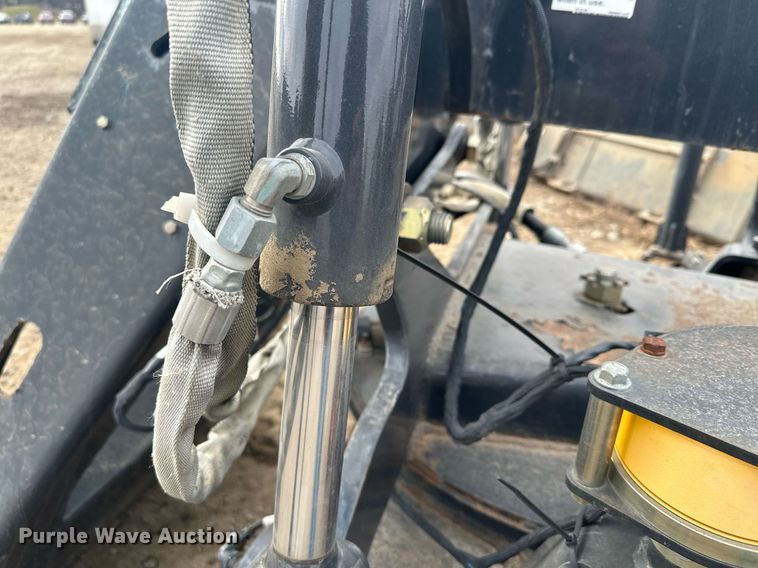 image for item DQ7404 2012 Bobcat Grader 96  skid steer grader