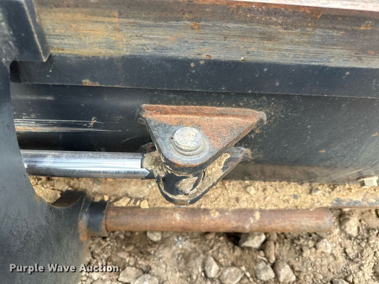 image for item DQ7404 2012 Bobcat Grader 96  skid steer grader