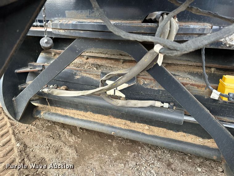 image for item DQ7404 2012 Bobcat Grader 96  skid steer grader